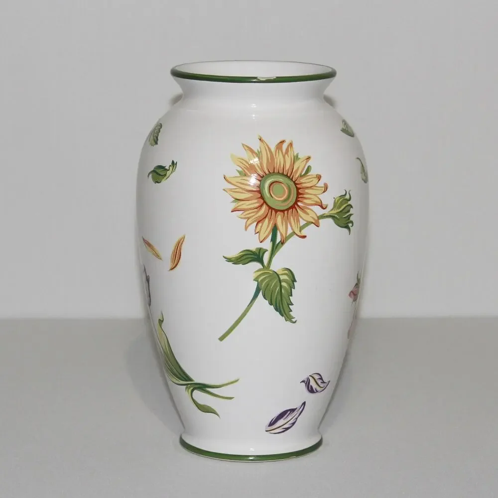 Tiffany & Co. 'Tiffany Petals' Ceramic Vase 1998 Made in Portugal